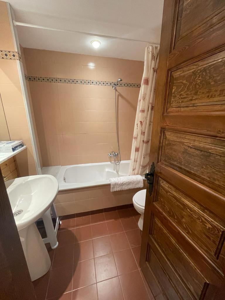 Bonito Apartamento Incles By Renttarter Екстериор снимка