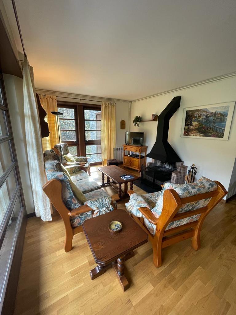 Bonito Apartamento Incles By Renttarter Екстериор снимка