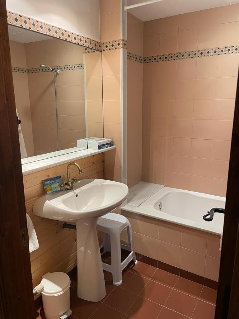 Bonito Apartamento Incles By Renttarter Екстериор снимка