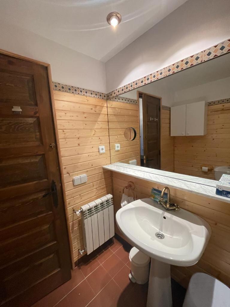 Bonito Apartamento Incles By Renttarter Екстериор снимка